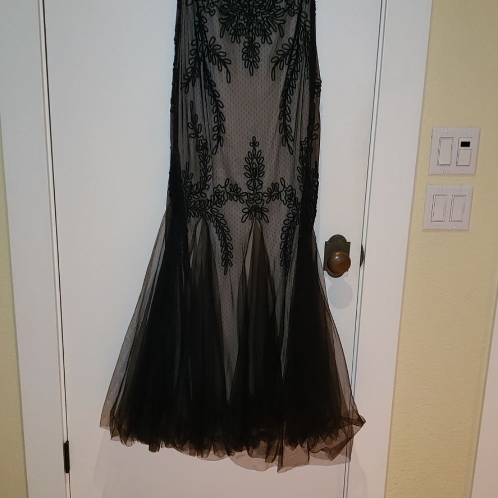 Women's evening dress